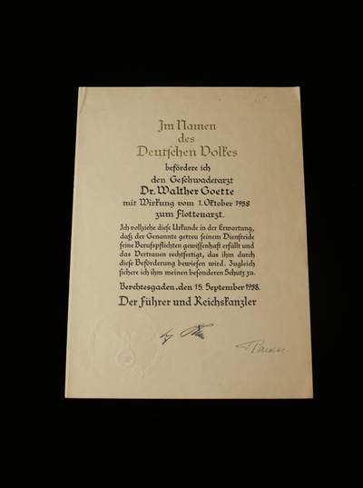 欢庆春节！戎马世界章牌大赏第112期春节大拍  德专场 - 海军元帅雷德尔亲签   瓦尔特·戈特博士晋升为“舰队军医”（Flottenarzt）的正式大型任命证书