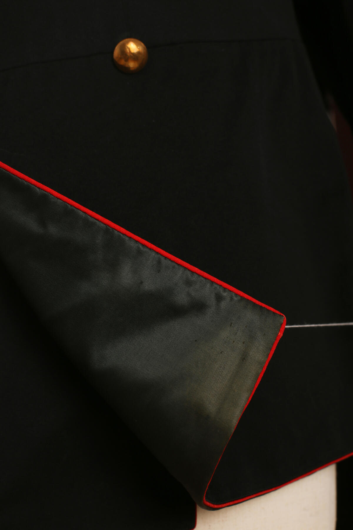 欢庆春节！戎马世界章牌大赏第112期春节大拍  德专场 奥匈帝国（k.u.k.）审计官中尉军服