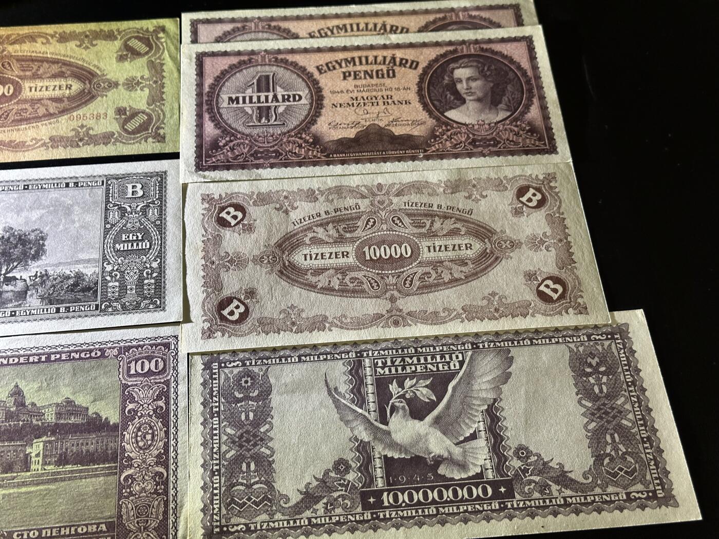 《外钞收藏家》第六百一十期（新年假期场/年后快递恢复正常再发货）（长期征集拍品、欢迎藏友们联系合作）