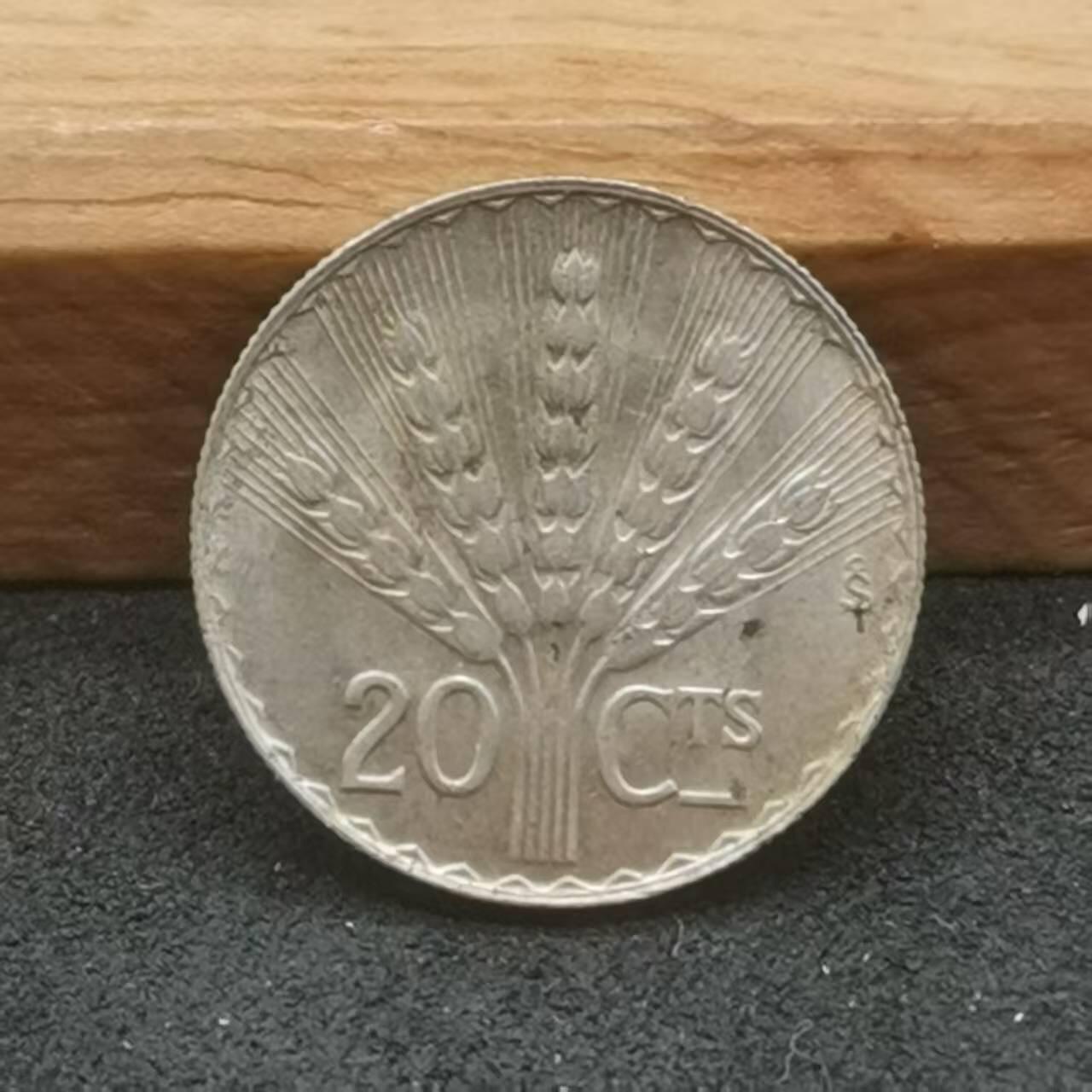 乌拉圭1920/1942年银币