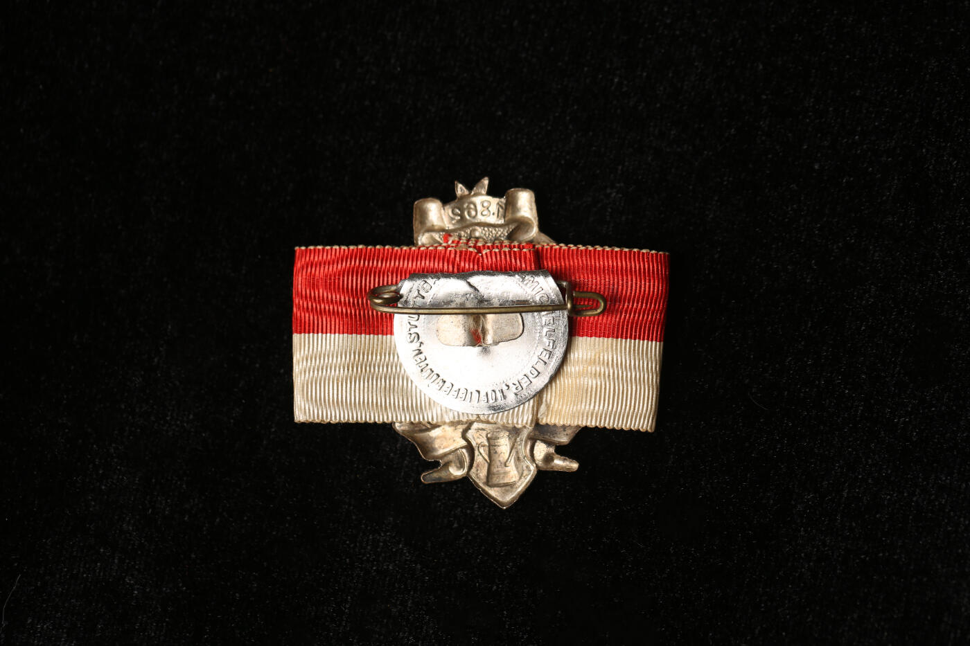 欢庆春节！戎马世界章牌大赏第112期春节大拍  德专场 德国符腾堡地区的歌唱协会徽章