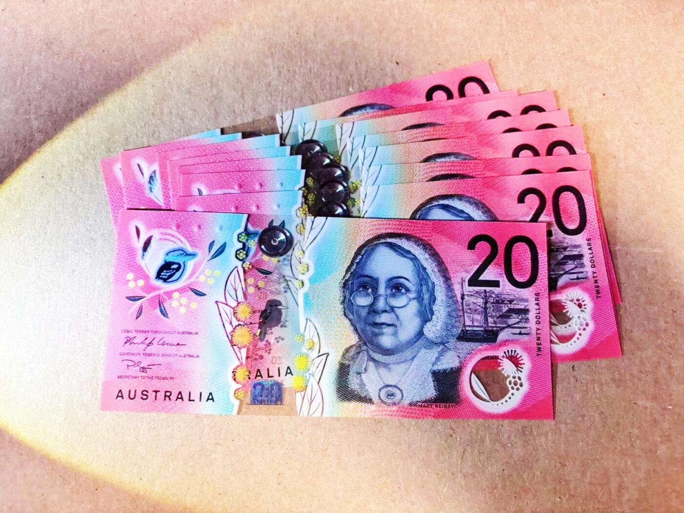 【Blue Auction】世界纸币精拍第786期——18级TOP拍卖/信誉/品质/专业/高效💫(年前收官场） 【一组8张 含无47】澳大利亚 20元 塑料钞 全新UNC