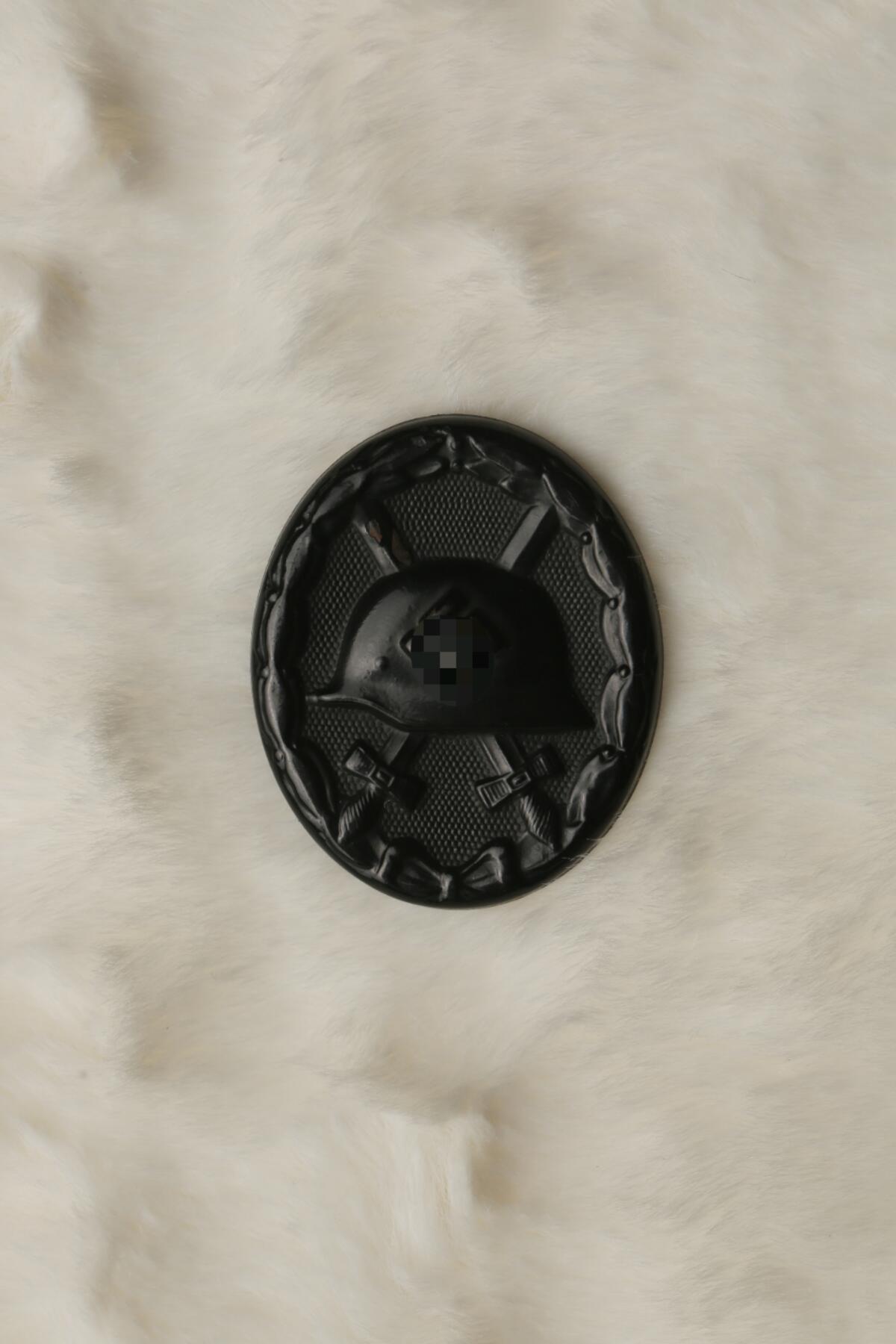 欢庆春节！戎马世界章牌大赏第112期春节大拍  德专场 二战黑色战伤奖章 背107标