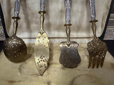 海外回流精品拍卖（五一专场） 法国回流19世纪银餐具一套（左起尺寸：15.8cm，18.8cm，15.9cm，16.5，120g，有款）