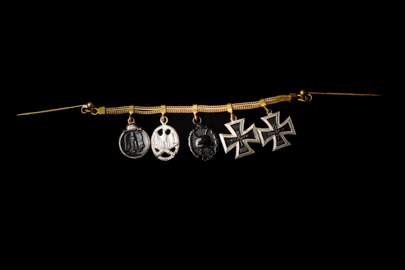 欢庆春节！戎马世界章牌大赏第112期春节大拍  德专场 57版本mini链子 全品  ek12 黑伤 普突 冻肉