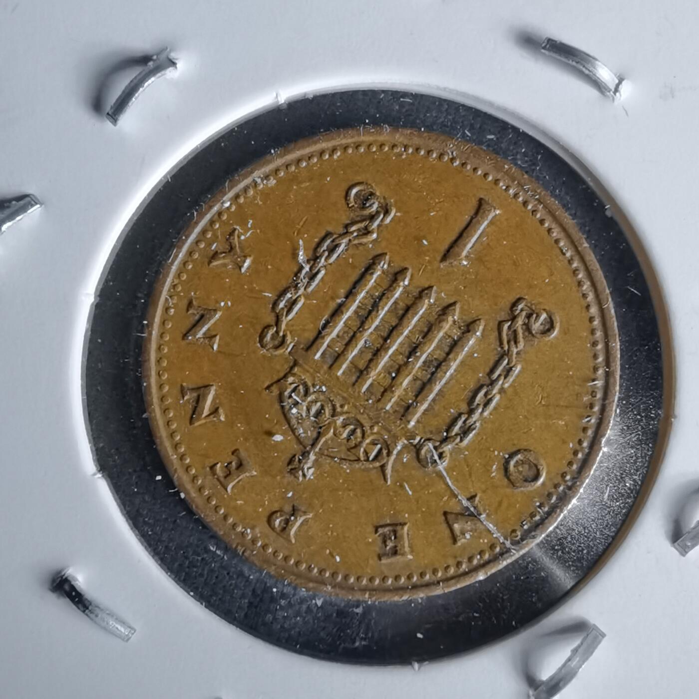 沼泽如烟--第991场 英国1986年1便士