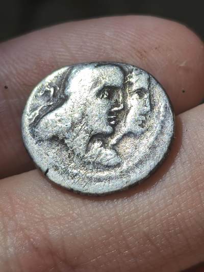 稀有精品！纳巴泰王国-历史名城：佩特拉造币 奥博达斯二世与哈加鲁一世 纳巴泰铭文清晰 写有第16年（公元前15/4年）铭文：纳巴泰人的奥博达斯国王 喜欢佩特拉的不要错过