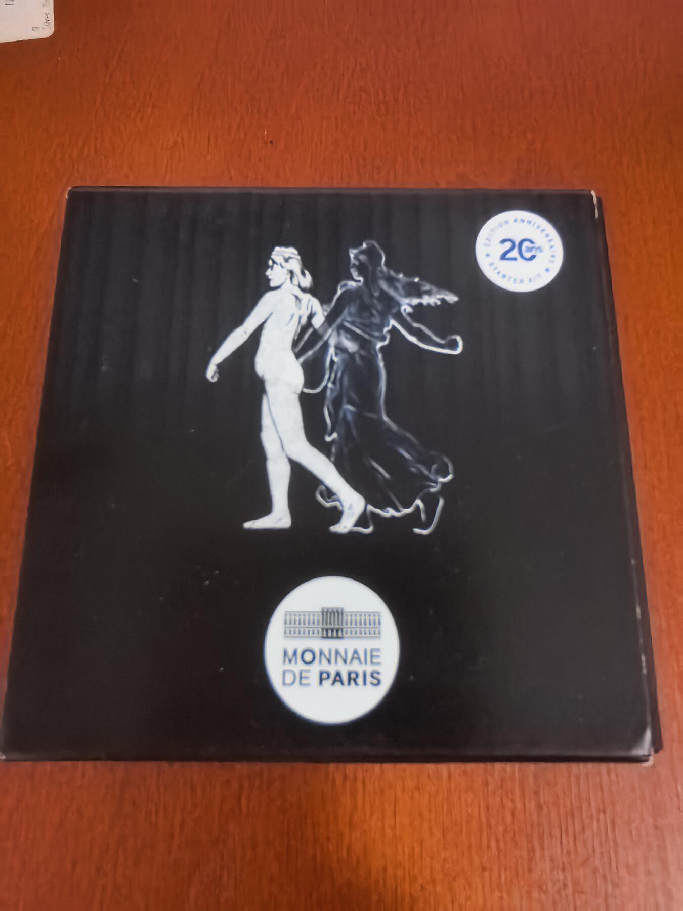 长老汇蛇年精选第一百场拍卖 2021法国罗蒂名作播种者10欧元矩形精制银币，盒证全，3000枚