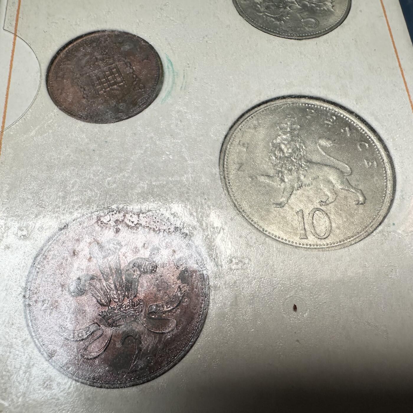 🌹外币初藏🌹🐯2026年第19场 快递已停，正月十五后再发 英国十进制新便士原厂五枚套b