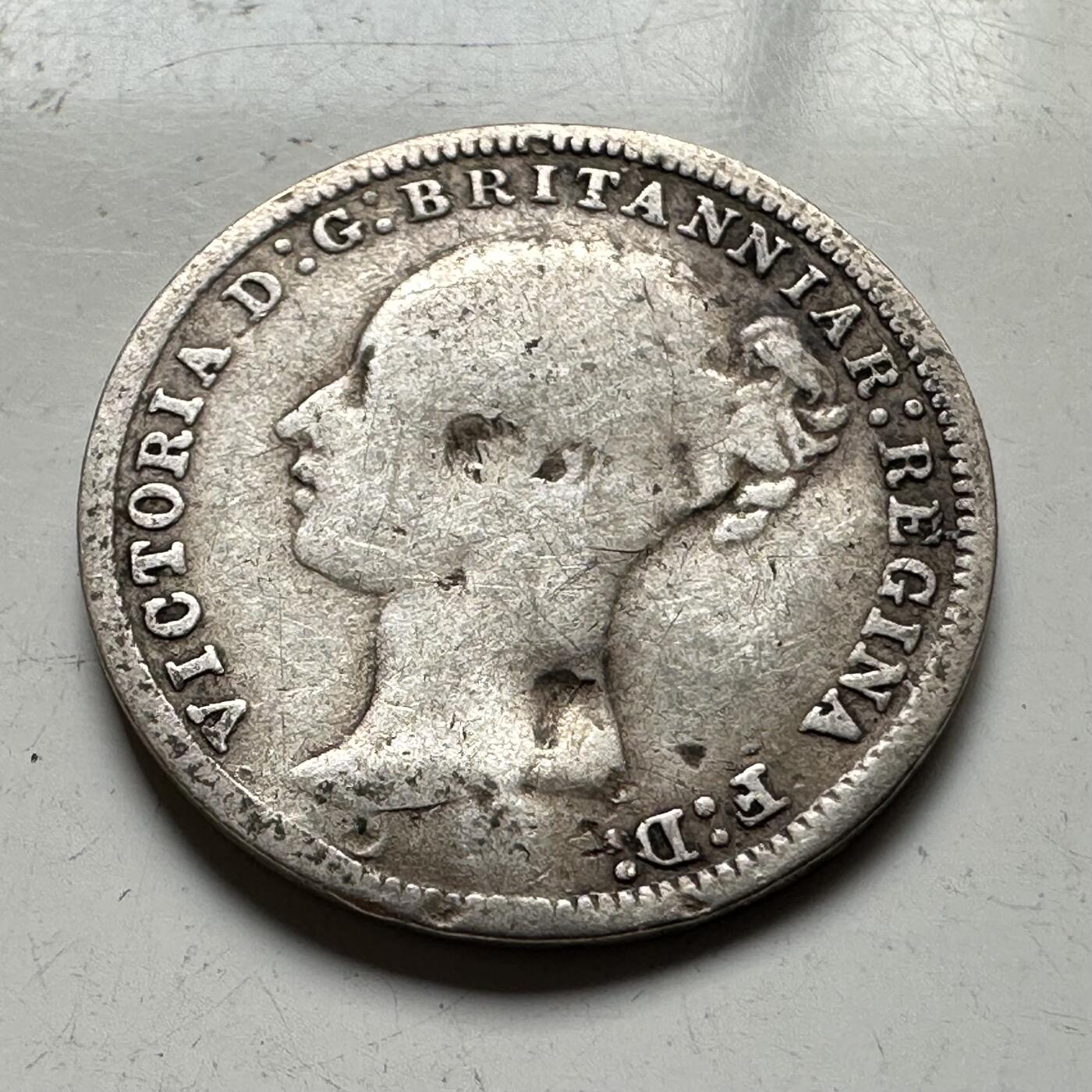 🌹外币初藏🌹🐯2026年第19场 快递已停，正月十五后再发 英国1875年三便士银币 92.5%高银