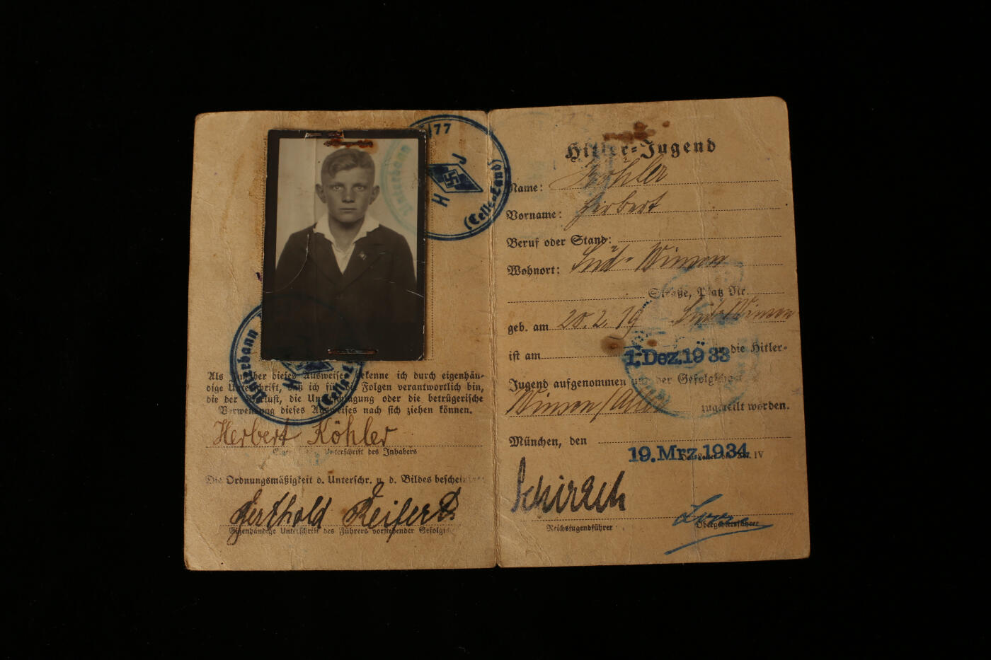 欢庆春节！戎马世界章牌大赏第112期春节大拍  德专场 空军航炮手  赫伯特·克勒 的希特勒青年团（HJ）成员证