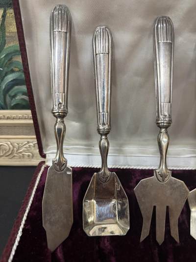 海外回流精品拍卖（五一专场） 法国回流银餐具一套（左起尺寸：19.5cm，16.8cm，18cm，17.2cm，重：178.1g，有款）