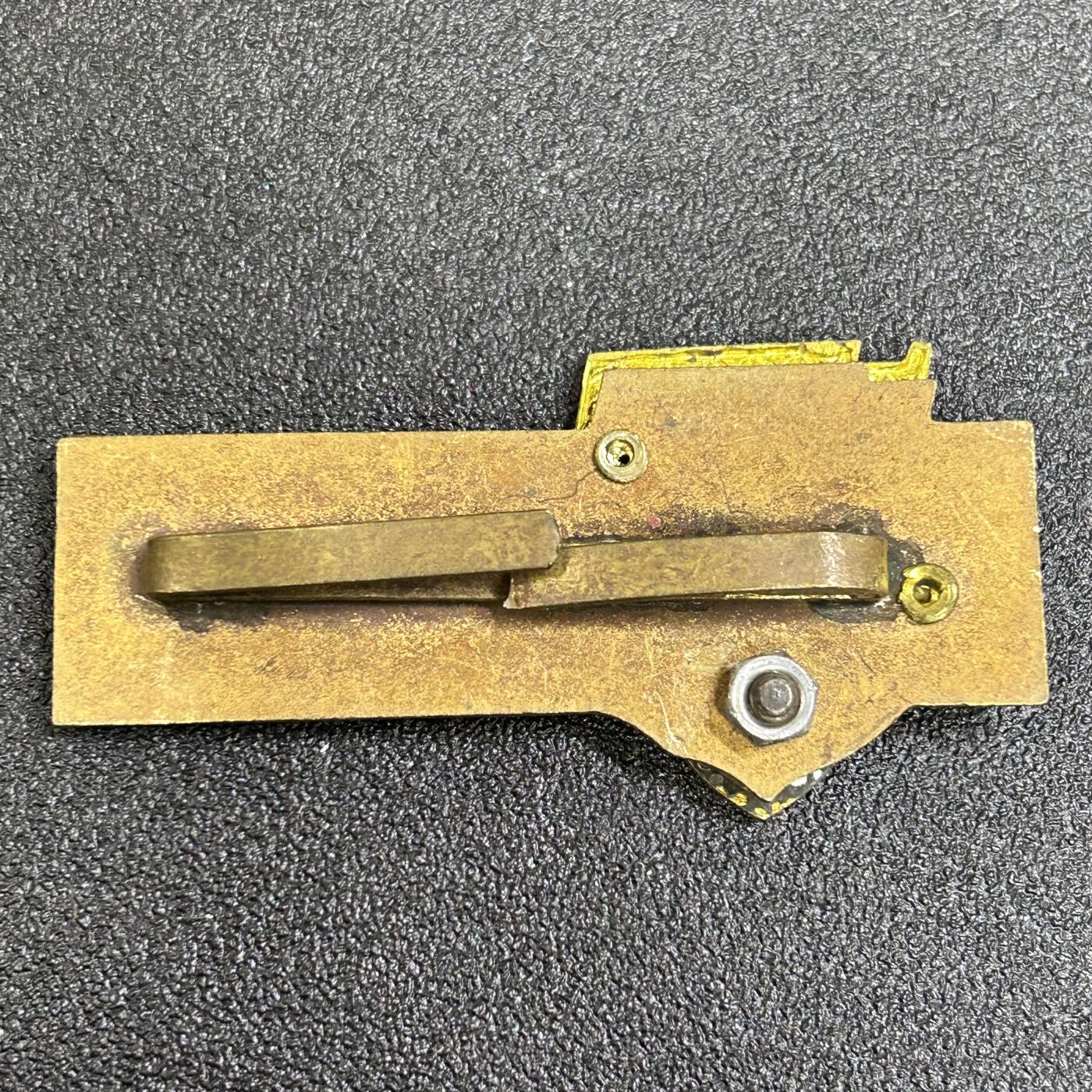 西秦中古拍卖第七十七期 2026马年新春专场 本场拍品年初九发出 匈牙利人民军2级空军机械师证章