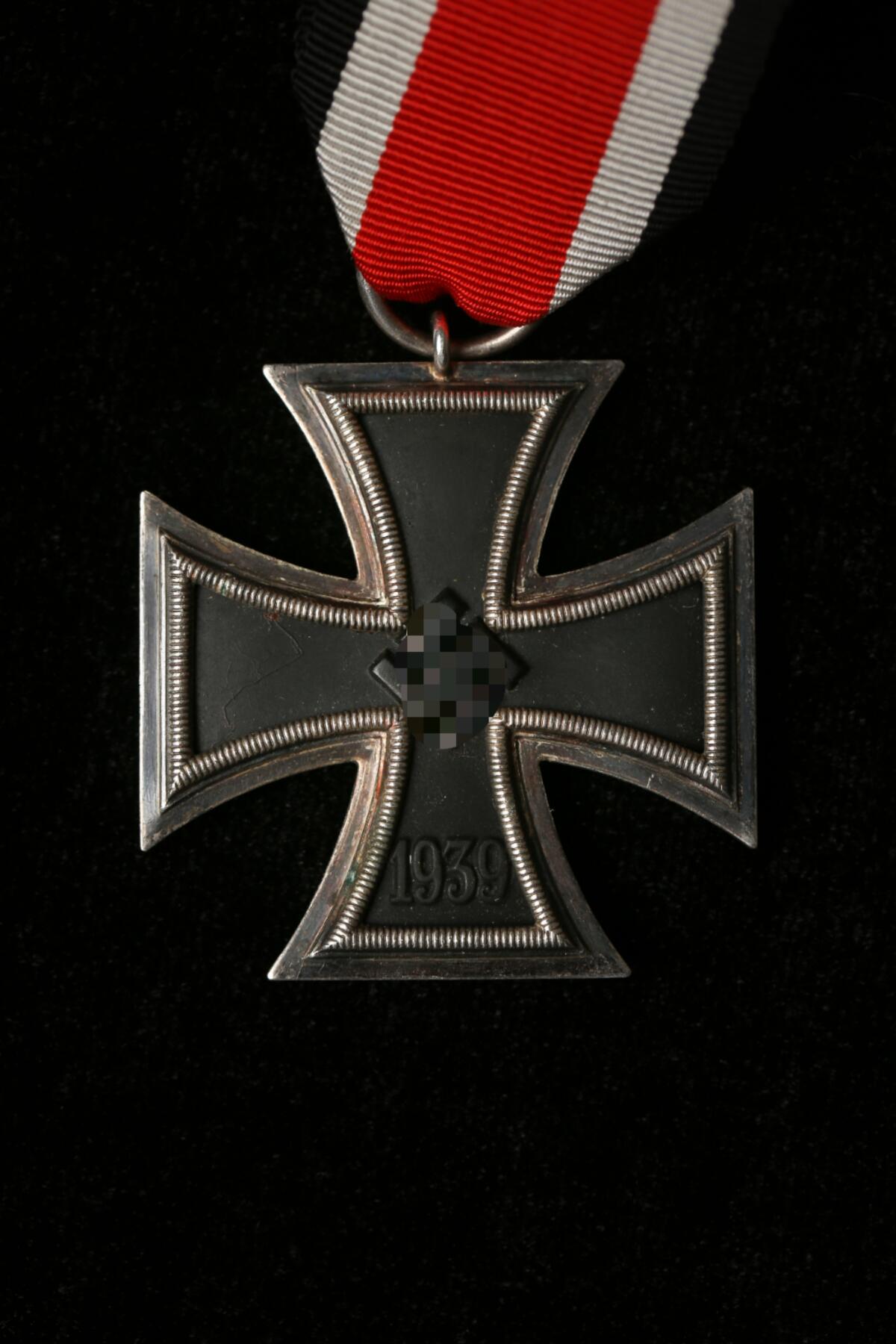 欢庆春节！戎马世界章牌大赏第112期春节大拍  德专场 65厂无标二级铁十字勋章