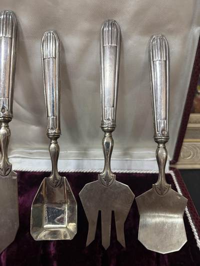海外回流精品拍卖（五一专场） 法国回流银餐具一套（左起尺寸：19.5cm，16.8cm，18cm，17.2cm，重：178.1g，有款）