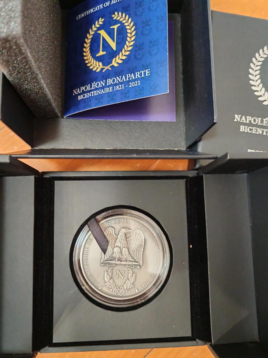 长老汇蛇年精选第一百场拍卖 获奖币！2021喀麦隆拿破仑2000法郎仿古银币，2盎司999银，盒证全，200枚