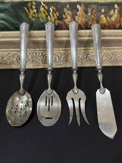 海外回流春节精品专场（一） - 法国回流19世纪纯银餐具（尺寸：左起16.7cm，17.2cm，17.2cm，18.7cm，重：139.1g，有银标）