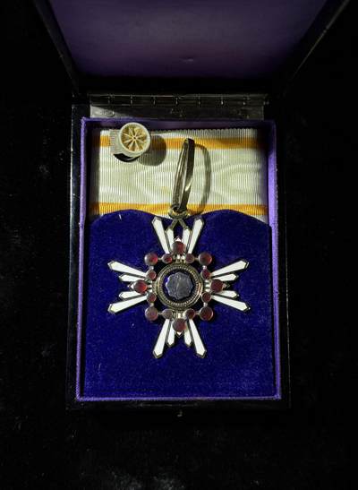 欢庆春节！戎马世界章牌大赏第111期春节大拍 - 勋三等瑞宝章