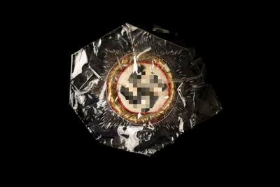 欢庆春节！戎马世界章牌大赏第112期春节大拍  德专场 - 库存极品空军布dk勋章 非常难得的库存品，连玻璃纸都在 1000欧+的物品