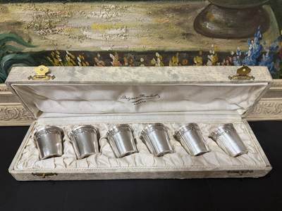 海外回流春节精品专场（一） - 法国回流19世纪银质酒杯一套（高：4cm，高3.6cm，合计62.9g，有底款）