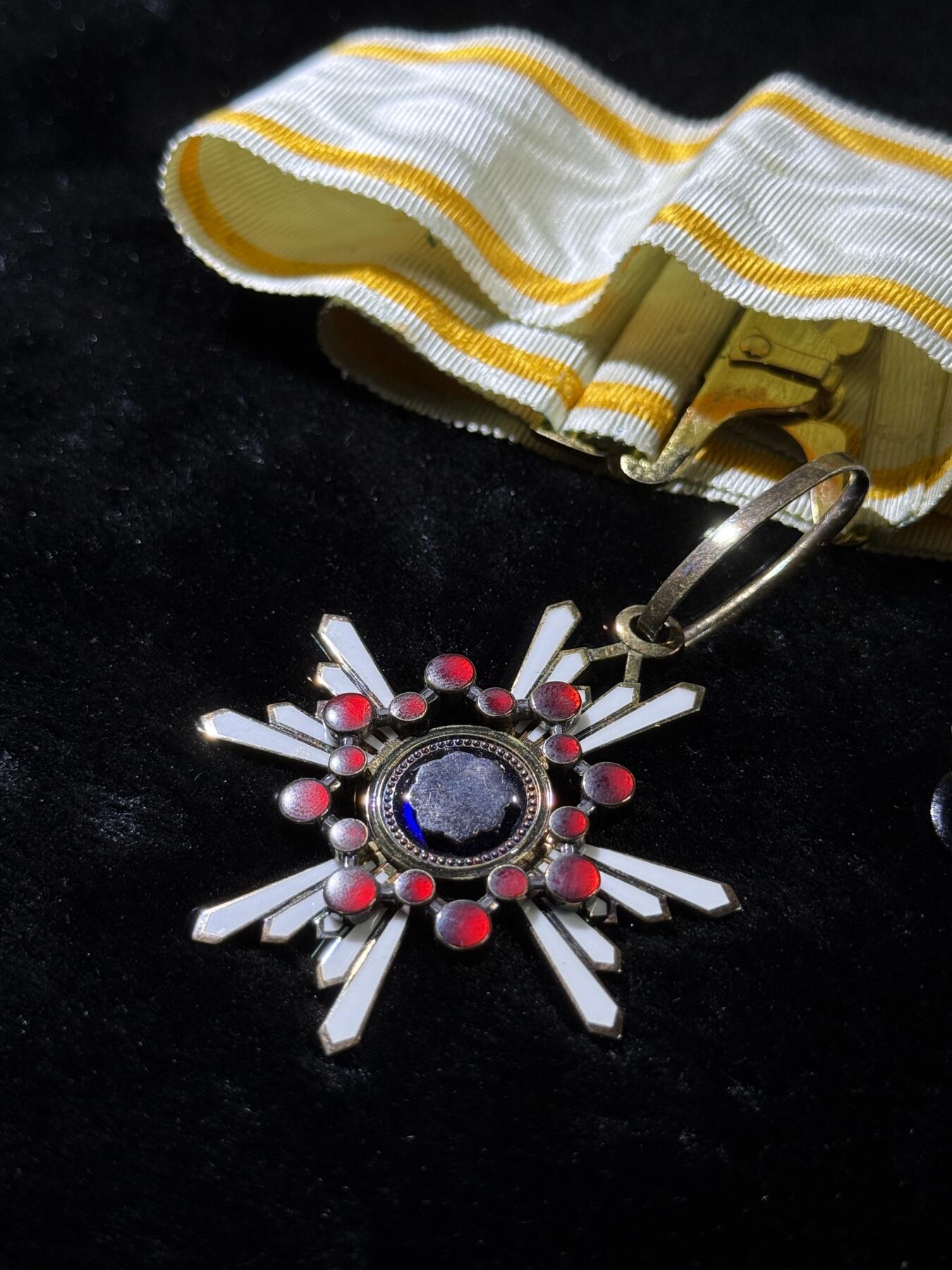 欢庆春节！戎马世界章牌大赏第111期春节大拍 勋三等瑞宝章