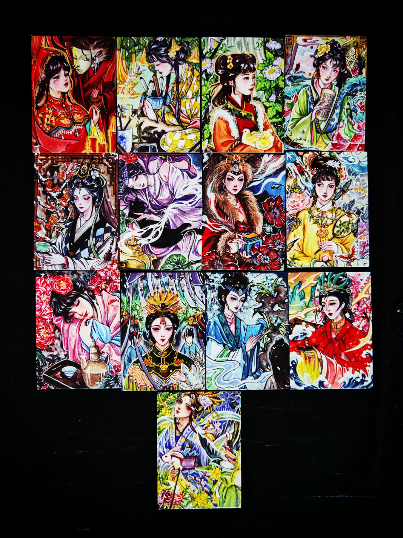 琦卡当当铺～第33期★★好多小漏~马上就结束了快来~支持寄存★★~【9点40结束】扫码加群抽[包邮券]~ 红楼梦 十二金钗 12张+1张中秋纪念卡 一共13张 （卡有小坑如图34）