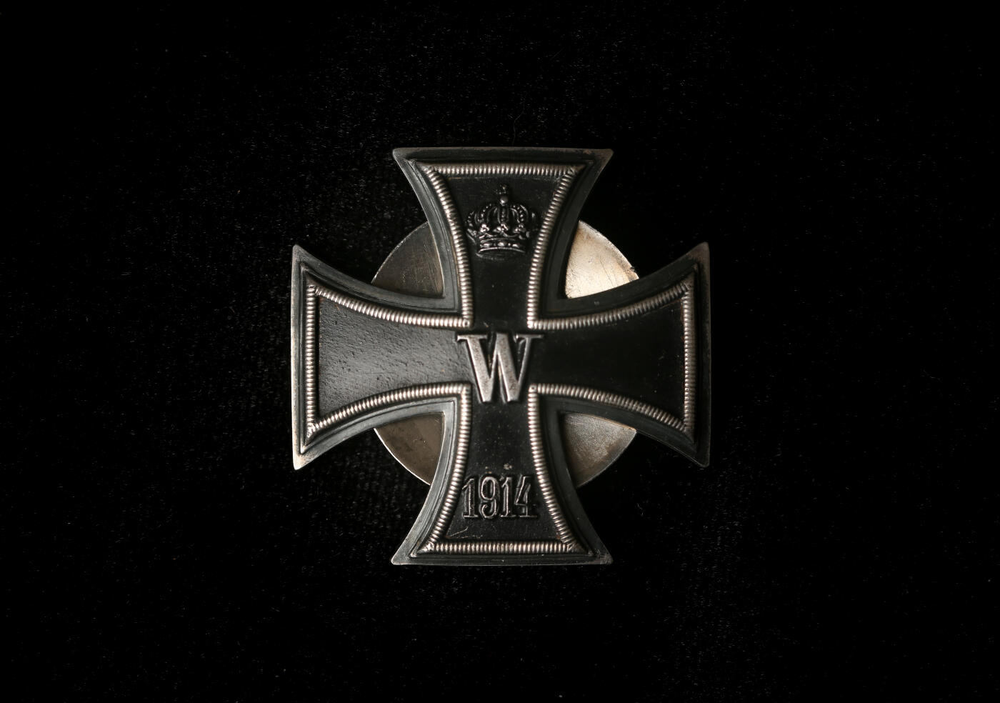 欢庆春节！戎马世界章牌大赏第112期春节大拍  德专场 一战一级铁十字勋章 大三片结构 800银标+星标  非常非常非常稀少的军官协会版本