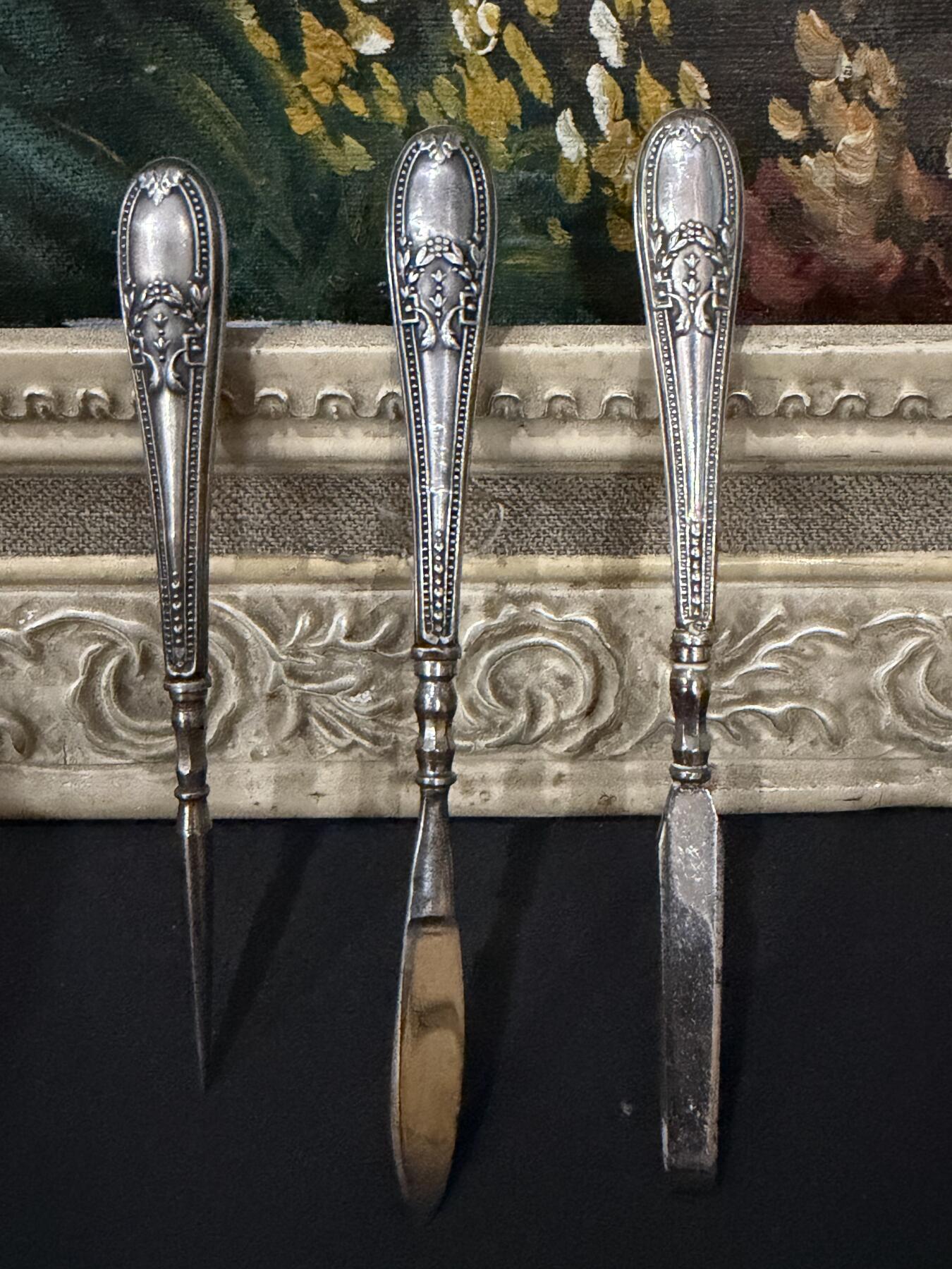 海外回流春节精品专场（一） 法国回流纯银工具三个（左起尺寸：10.8cm，12.2cm，12cm，30.1g）