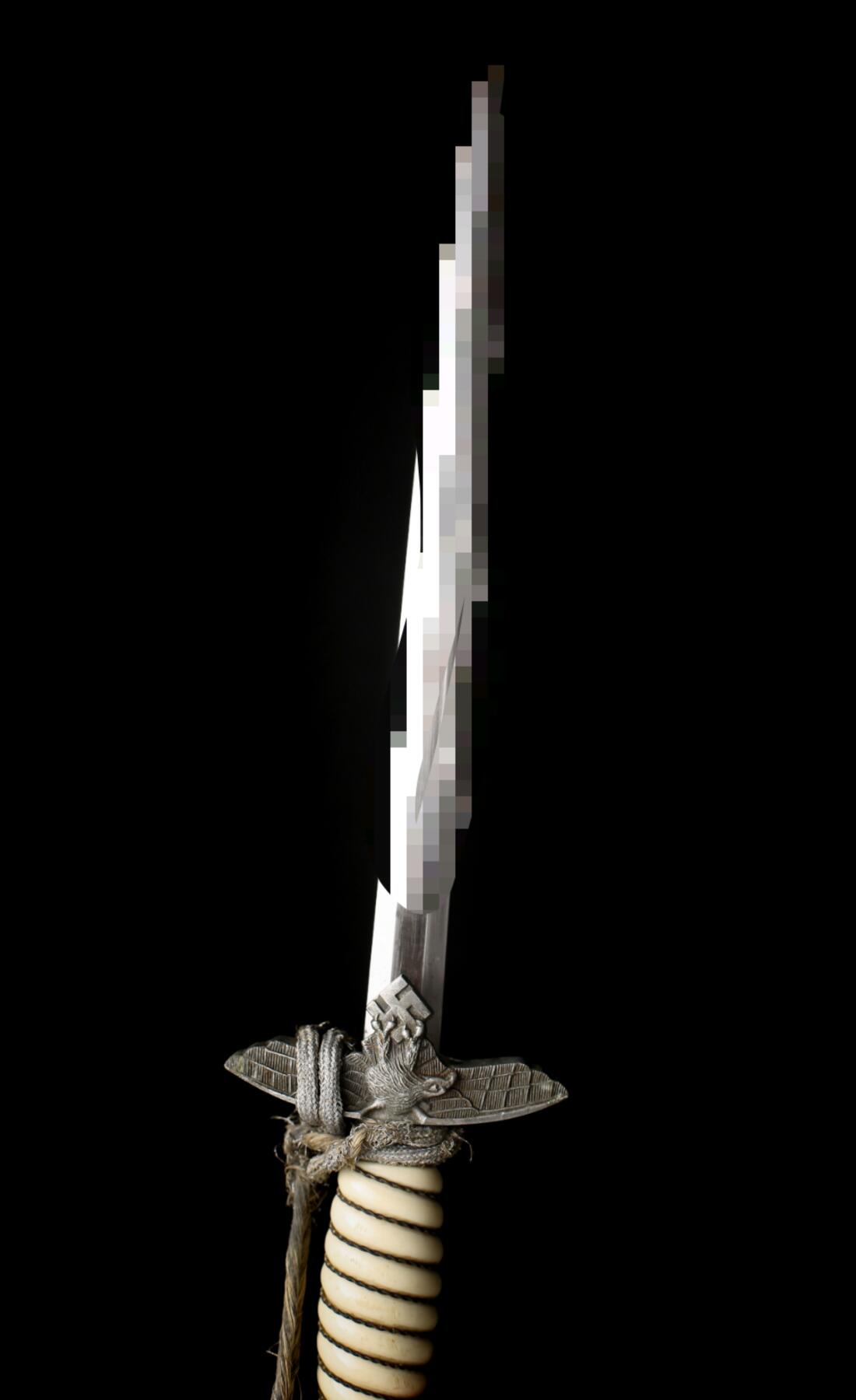 欢庆春节！戎马世界章牌大赏第112期春节大拍  德专场 德国空军军官匕首，配军官剑穗——Schüttelhöfer（Asso）制造，剑身品相很好，剑鞘有凹痕和锈迹