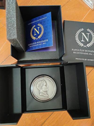 长老汇蛇年精选第一百场拍卖 - 获奖币！2021喀麦隆拿破仑2000法郎仿古银币，2盎司999银，盒证全，200枚