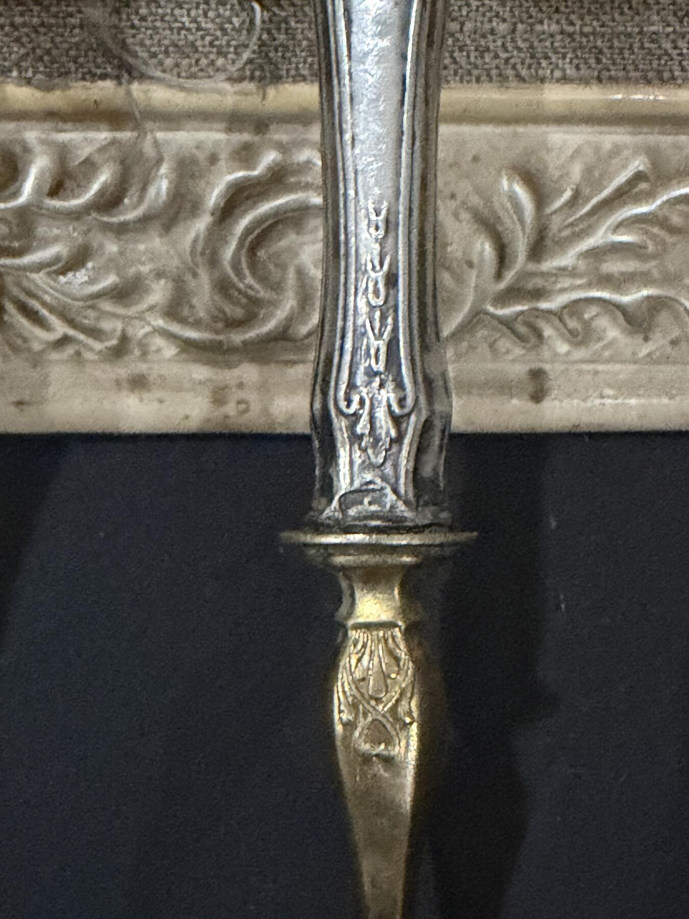 海外回流春节精品专场（一） 法国回流纯银餐具两把（尺寸：16.5cm，17cm，59.4个，有银标）