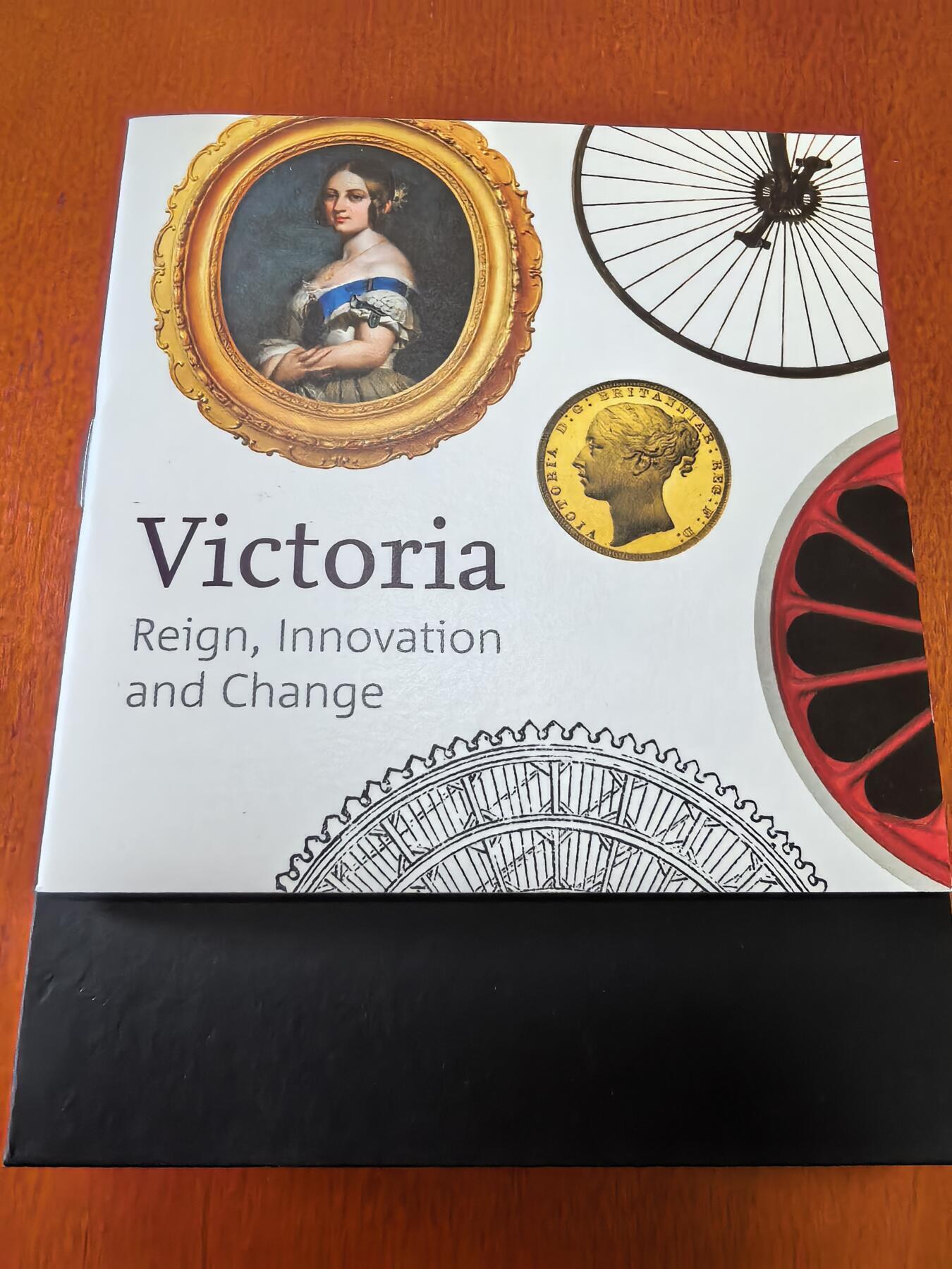 长老汇蛇年精选第一百场拍卖 2019英国维多利亚5英镑精制银币，28.28克925银，盒证全，5000枚
