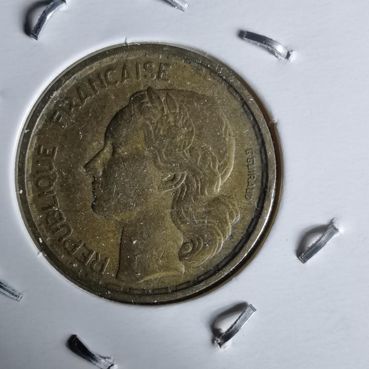 沼泽如烟--第991场 法国1951年10法郎