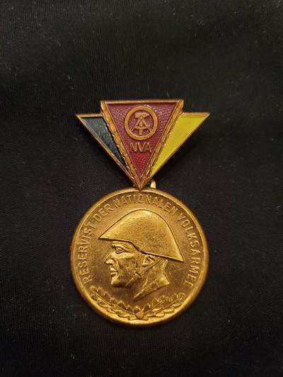 （450件拍品！制服徽章盛宴）罗岚⭐爱藏⭐年前甄选大拍场-店主清仓处理-分享拍场额外现金红包（实体经营） - 民主德国nva预备役铜级军官服役奖章