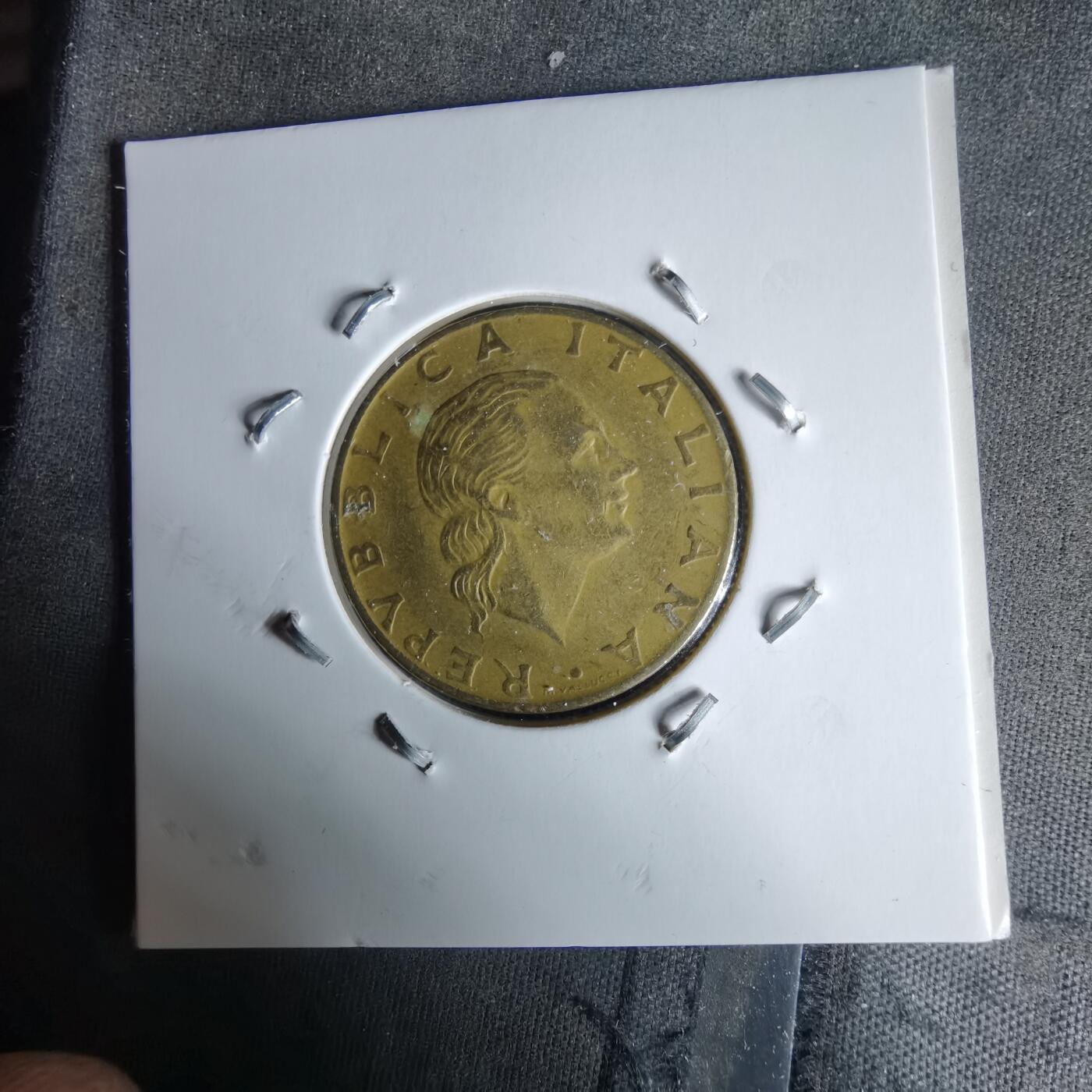 沼泽如烟--第991场 意大利1979年200里拉