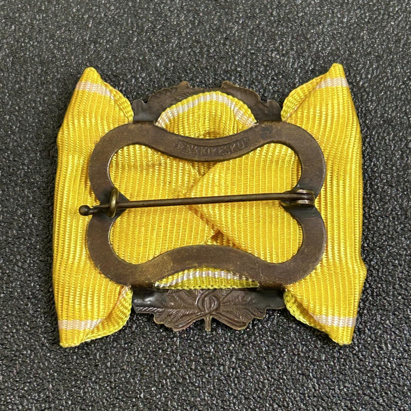 西秦中古拍卖第七十七期 2026马年新春专场 本场拍品年初九发出 芬兰商会15年荣誉服务奖章 背面有厂标