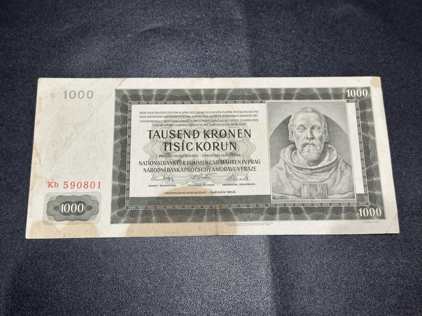 《外钞收藏家》第六百一十期（新年假期场/年后快递恢复正常再发货）（长期征集拍品、欢迎藏友们联系合作） 1942年波希米亚和摩拉维亚1000克朗 非全新 品相如图