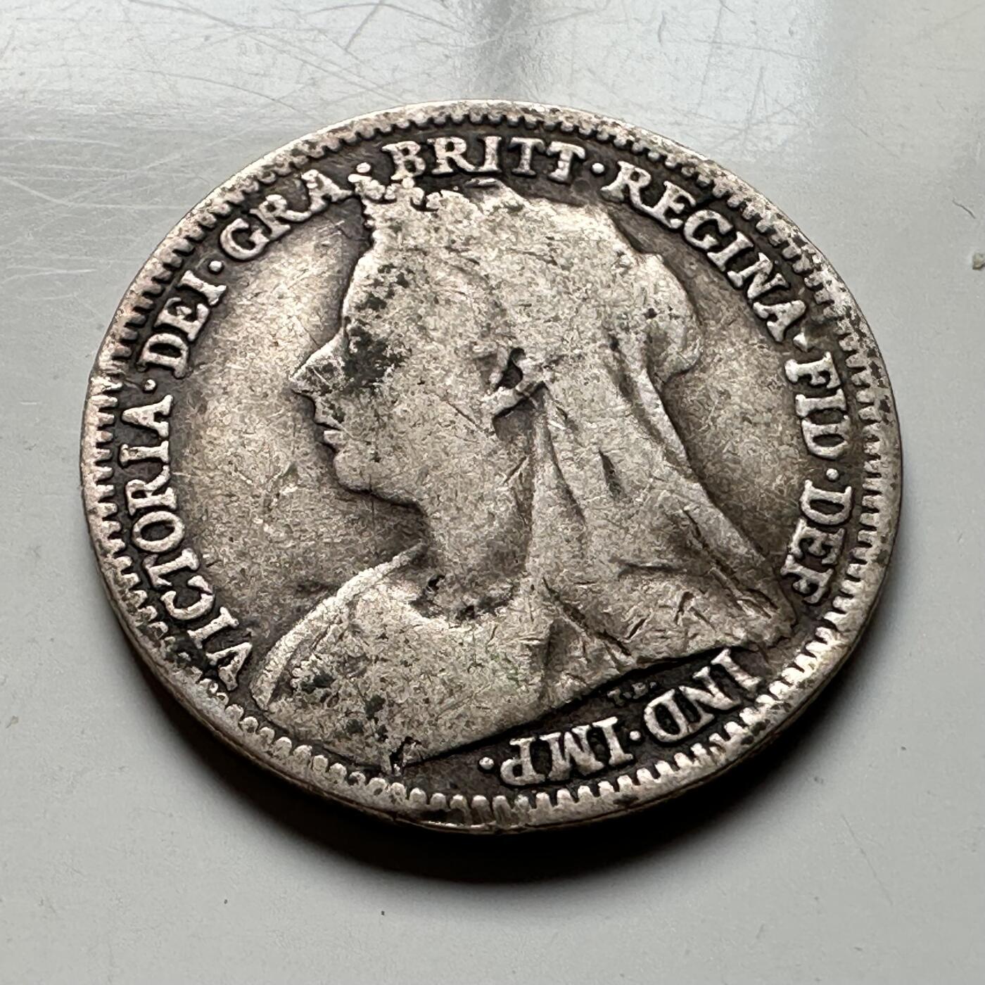 🌹外币初藏🌹🐯2026年第19场 快递已停，正月十五后再发 英国1900年三便士银币 92.5%高银