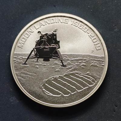 【全场包邮】纯粹捡漏拍503场 - 澳大利亚2019年1元登月50周年纪念银币【40毫米31.1克99.9%】