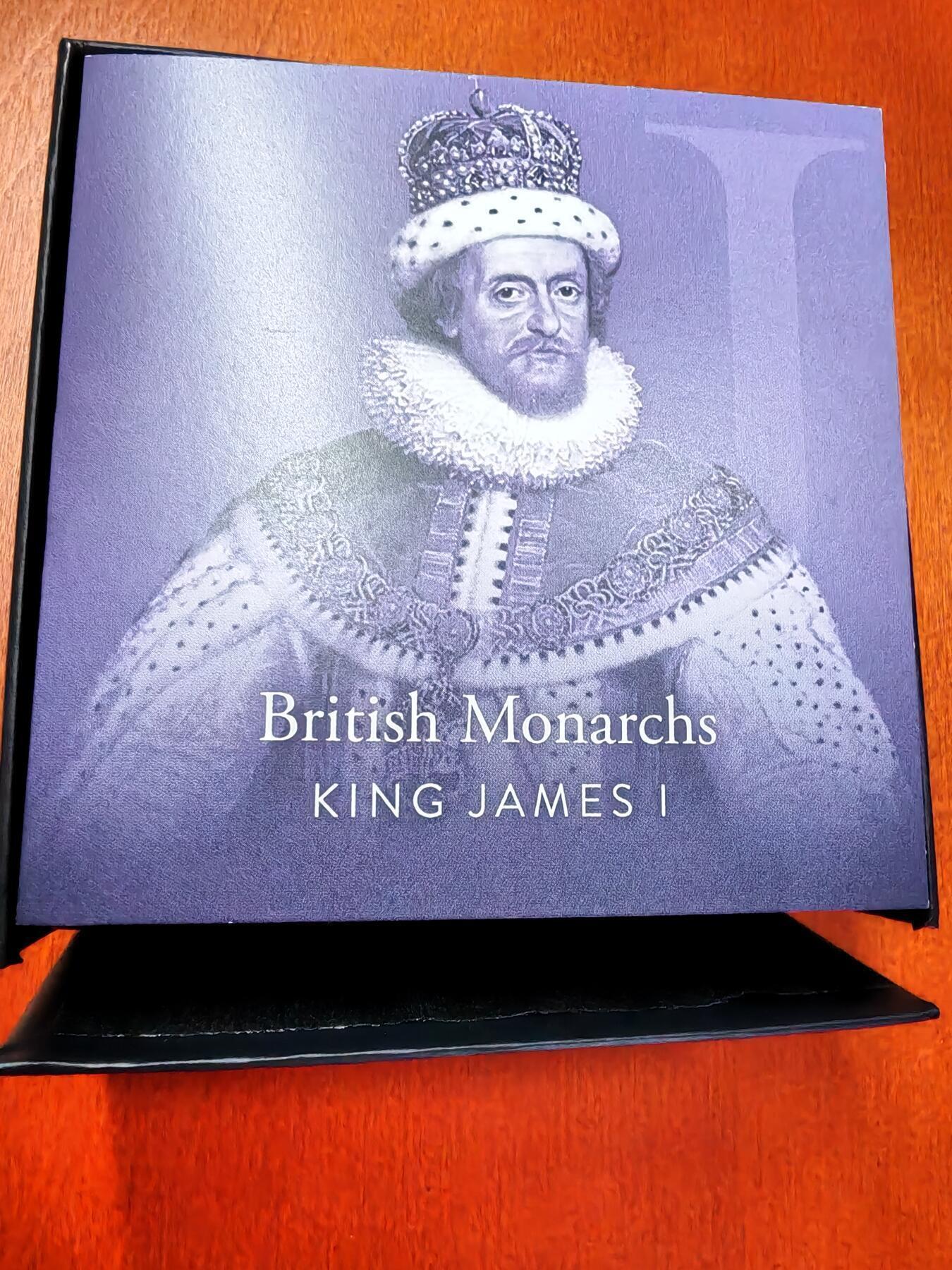 长老汇蛇年精选第一百场拍卖 2022英国历代君主系列詹姆士一世5英镑精制银币，2盎司999银，700枚，盒证全，钢琴烤漆木盒