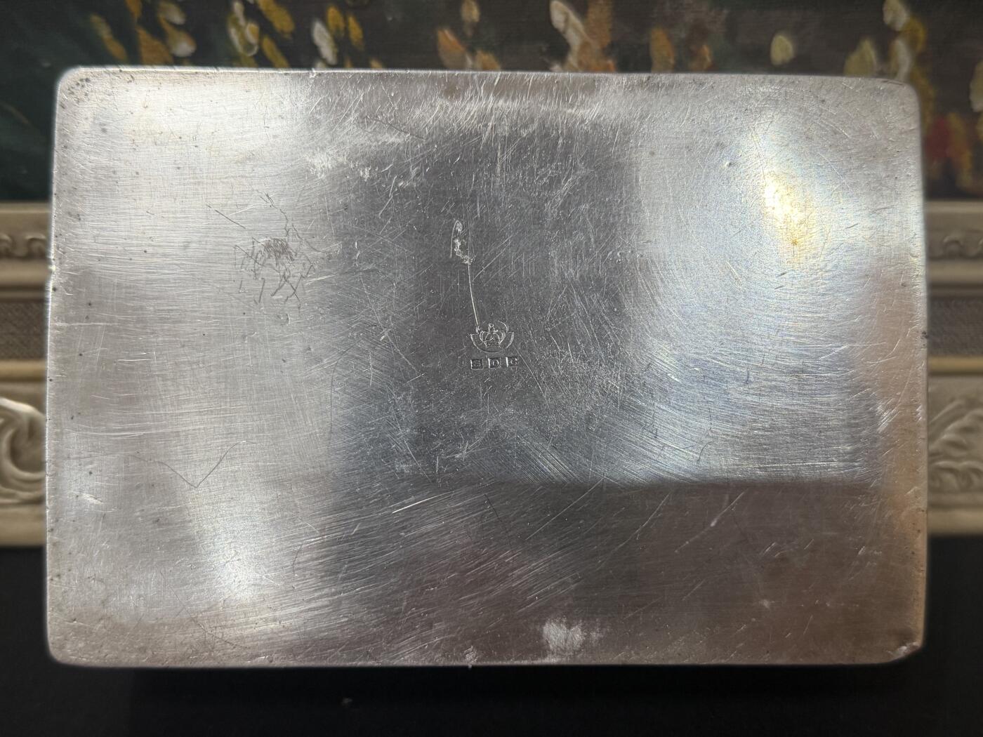 海外回流春节精品专场（一） 法国回流19世纪人物题材纯银盒子（长：13.4cm，宽：8.8cm，高：4.2cm，236.2g，有银标）