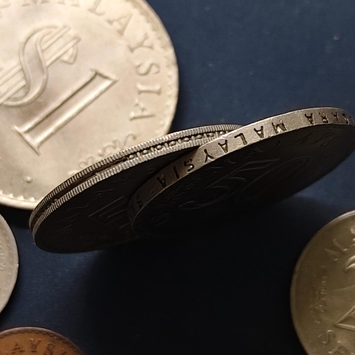 【全场包邮】纯粹捡漏拍502场 马来西亚1967-1988年首版大楼版7枚套币-含50分铭文边/安全边2版本