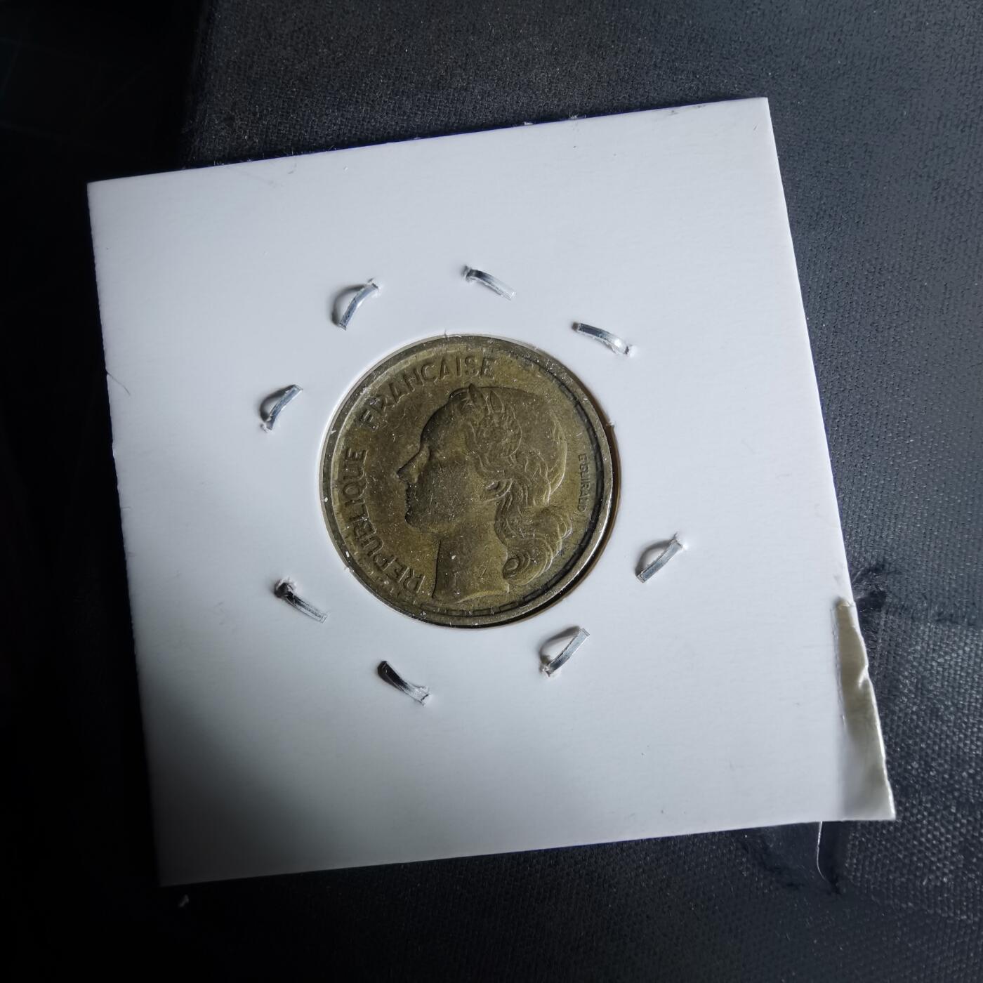 沼泽如烟--第991场 法国1951年10法郎