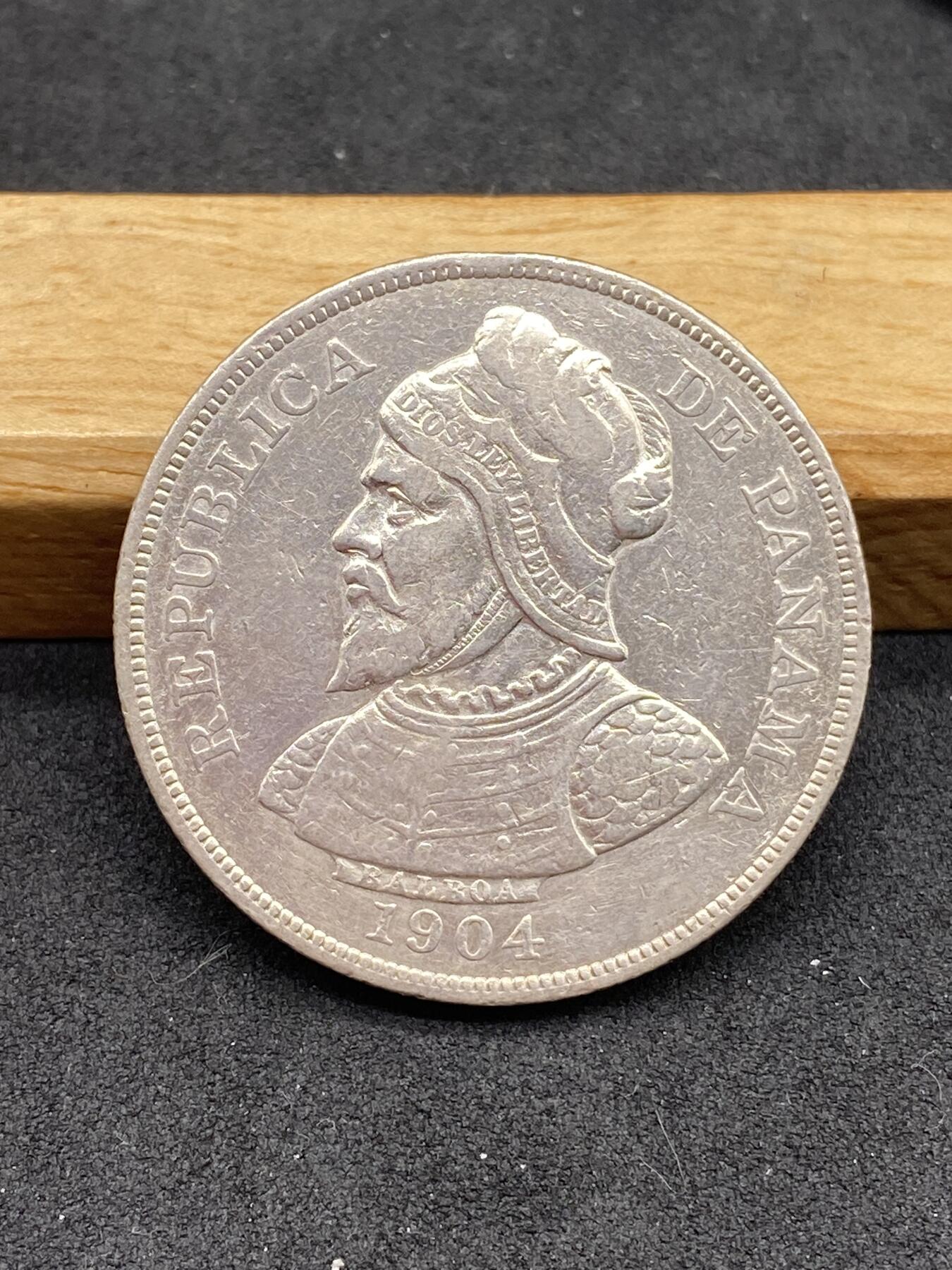 巴拿马1904年五枚银币