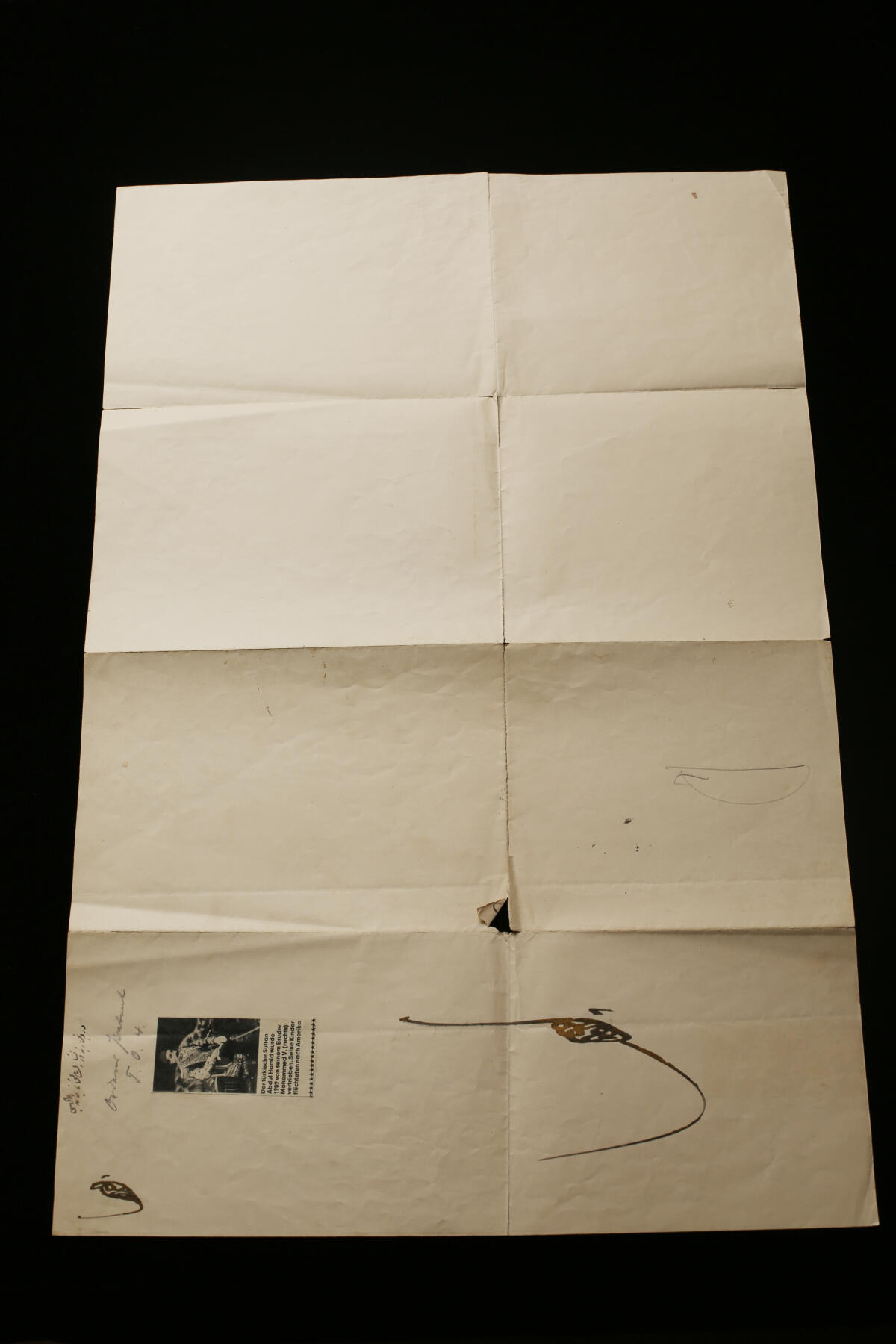 欢庆春节！戎马世界章牌大赏第112期春节大拍  德专场 1908年授予  瓦尔特·戈特博士的父亲海军中尉 Goette的四等奥斯曼梅日迪勋章原始证书   这个证书好大，看上去像壁纸