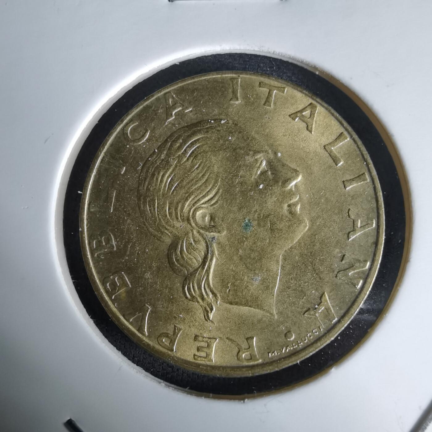 沼泽如烟--第991场 意大利1995年200里拉