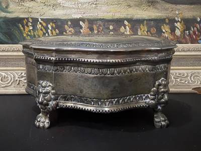 海外回流精品拍卖（五一专场） 法国回流19世纪包银首饰盒（尺寸：15cmX13.5cmX7cm，760.3g，无银标）