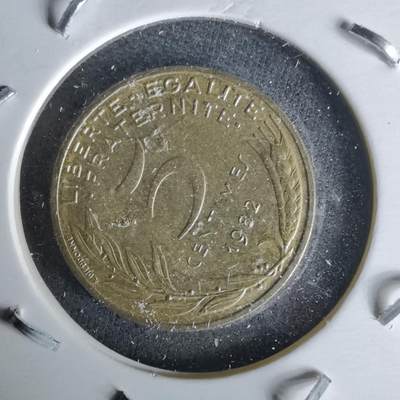 沼泽如烟--第991场 - 法国1982年五分