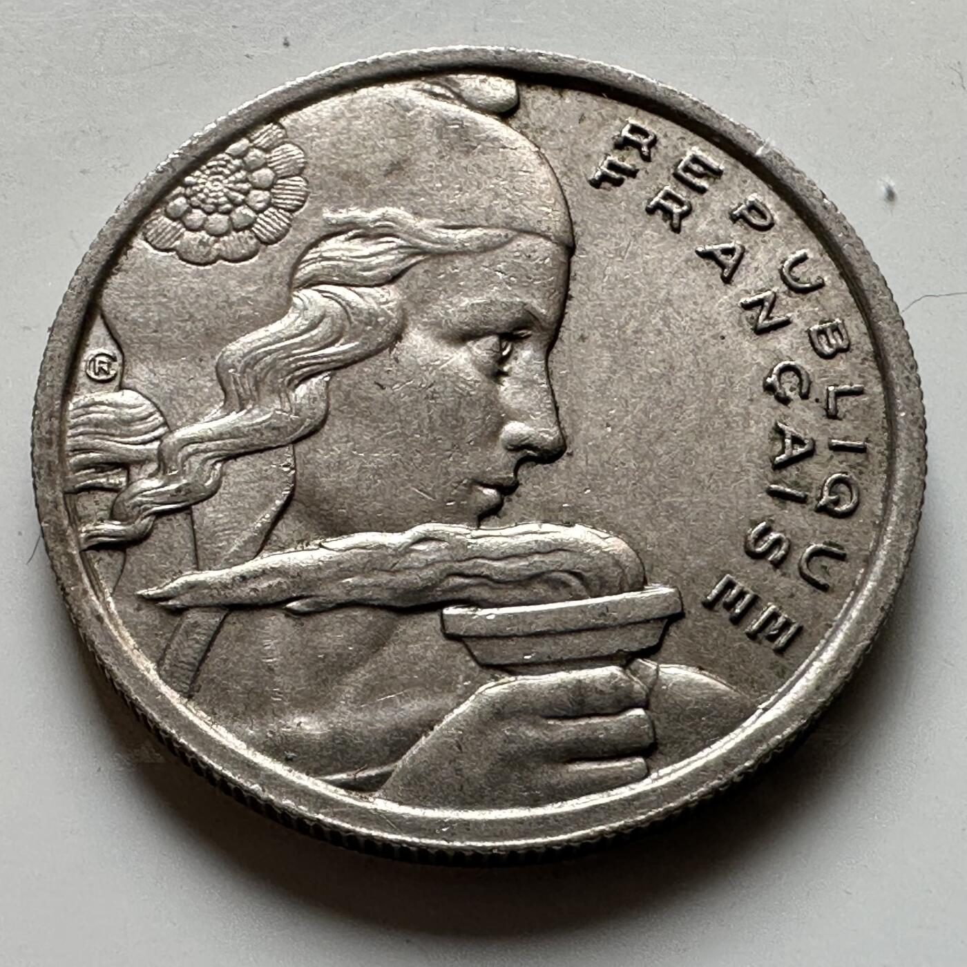 🌹外币初藏🌹🐯2026年第19场 快递已停，正月十五后再发 法国1954年100法郎