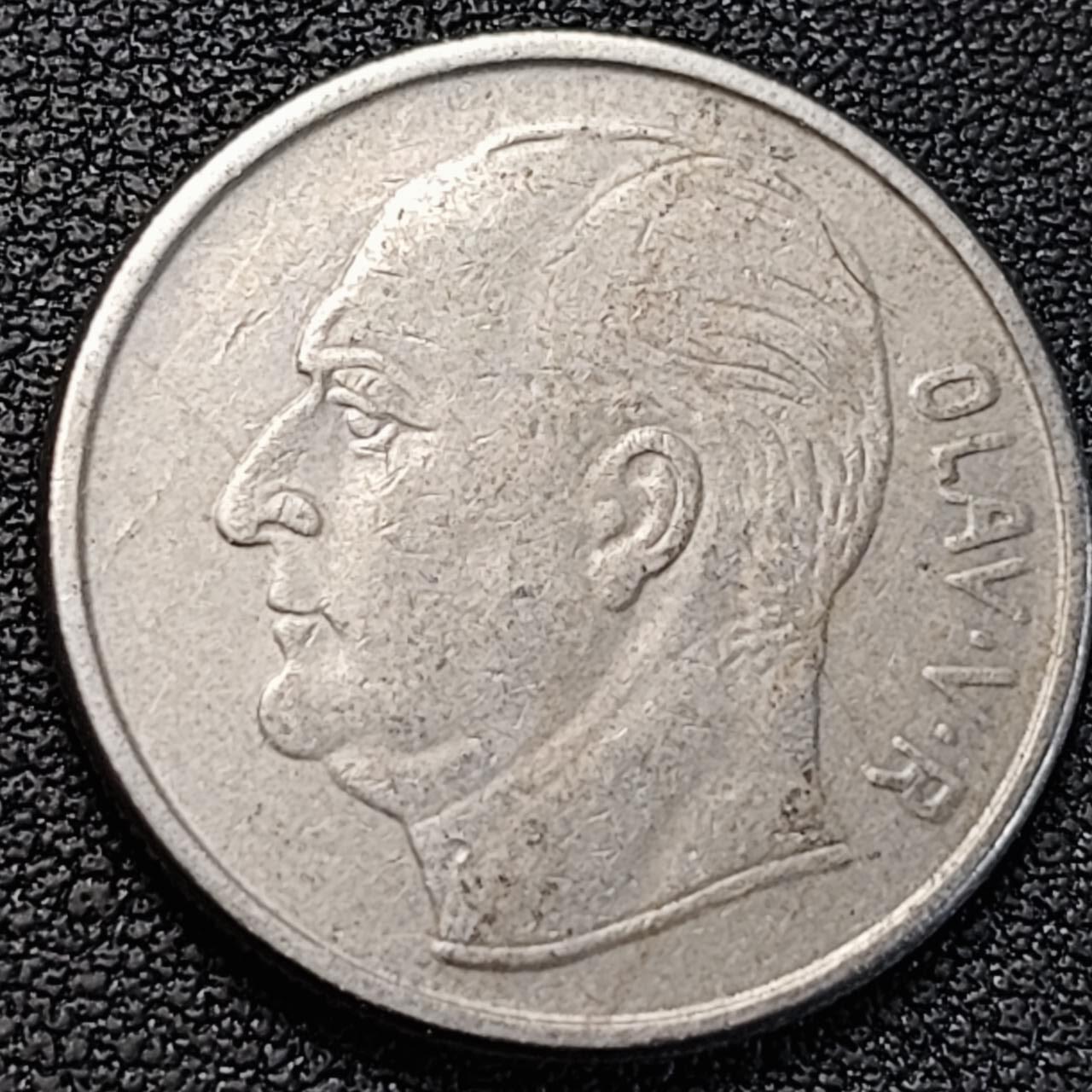 泉币菌-第191场- 迎春节专场 本场拍品多 请提前出价（本周五和之前拍的 2月14日发货） 。